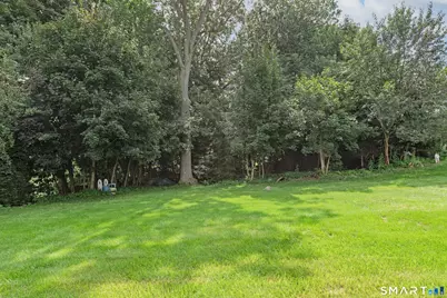 421 Como Avenue, Waterbury, CT 06708 - Photo 5