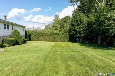 421 Como Avenue, Waterbury, CT 06708 - Photo 25