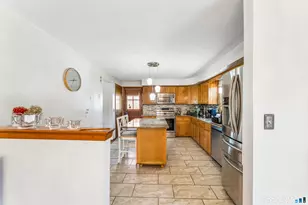 5 North St, East Haven, CT 06513 - Photo 17
