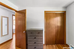5 North St, East Haven, CT 06513 - Photo 15