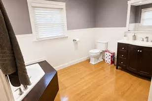 488 Chestnut Hill Ave, Waterbury, CT 06704 - Photo 9
