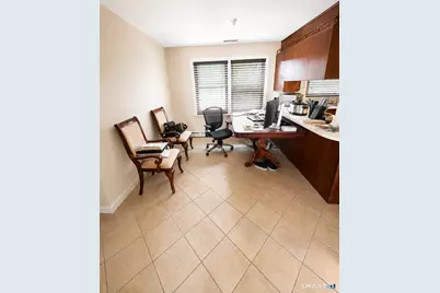 488 Chestnut Hill Avenue, Waterbury, CT 06704 - Photo 5