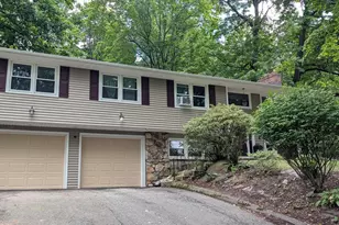 746 Avery St, South Windsor, CT 06074 - Photo 1