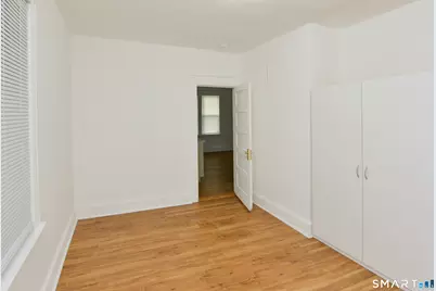 390 Clinton Street, New Britain, CT 06053 - Photo 13