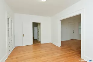 390 Clinton St, New Britain, CT 06053 - Photo 5