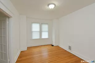 390 Clinton St, New Britain, CT 06053 - Photo 7