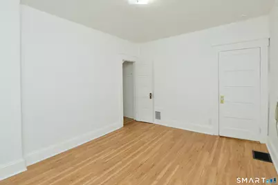 390 Clinton Street, New Britain, CT 06053 - Photo 25