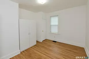 390 Clinton St, New Britain, CT 06053 - Photo 11