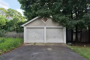 24 Grant Ave, Enfield, CT 06082 - Photo 5