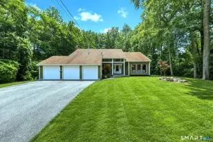 405 Shelton Rd, Trumbull, CT 06611 - Photo 1