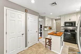 37 Hickory St, Plymouth, CT 06786 - Photo 3