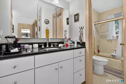 393 Ottawa Lane #B, Stratford, CT 06614 - Photo 15