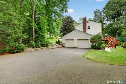 6 Hemlock Lane, Avon, CT 06001 - Photo 3