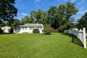 116 Meadowbrook Ln, Mansfield, CT 06268 - Photo 1