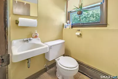 34 Belleview Drive, Derby, CT 06418 - Photo 29