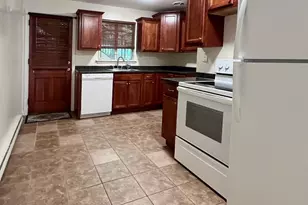 1660 Farmington Ave, Farmington, CT 06085 - Photo 1