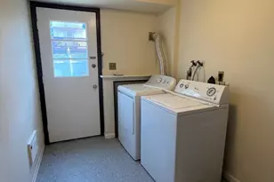 74 Coolidge Ave, Stamford, CT 06906 - Photo 23