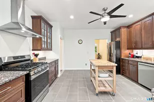 9A New Bridge Rd, Brookfield, CT 06804 - Photo 15