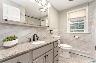 160 Hepworth St, Bristol, CT 06010 - Photo 13