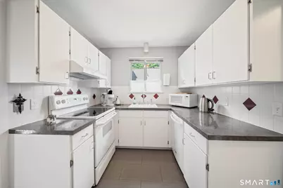 28 Heritage Circle #B, Southbury, CT 06488 - Photo 21