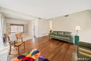 28 Heritage Circle, Southbury, CT 06488 - Photo 7