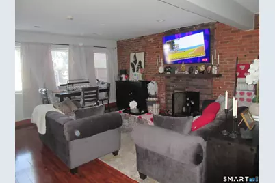 75 Wheeler Avenue #205, Bridgeport, CT 06606 - Photo 3