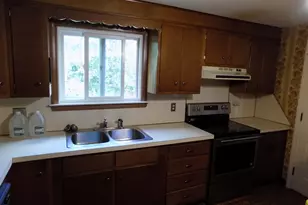 60 Oehler Dr, Bristol, CT 06010 - Photo 7
