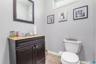 106 Peck Ave, West Haven, CT 06516 - Photo 17