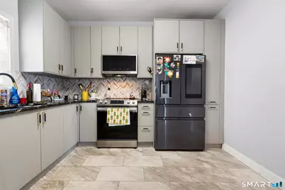 106 Peck Avenue, West Haven, CT 06516 - Photo 11