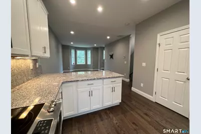 35 Ringgold Street #207, West Hartford, CT 06107 - Photo 5