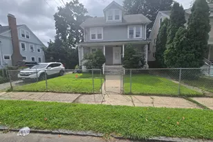 839 Cleveland Ave, Bridgeport, CT 06604 - Photo 1