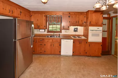 16 Grandview Terrace, Vernon, CT 06066 - Photo 13