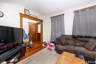 28-30 Nesbit Ave, West Hartford, CT 06119 - Photo 9