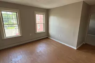256 Mather St, Hartford, CT 06112 - Photo 1