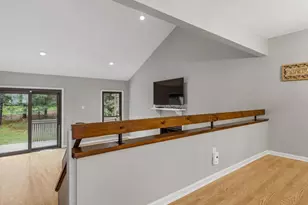 98 Metacomet Dr, Meriden, CT 06450 - Photo 9