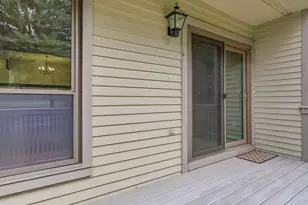 98 Metacomet Dr, Meriden, CT 06450 - Photo 31