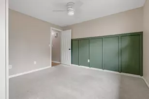 98 Metacomet Dr, Meriden, CT 06450 - Photo 21