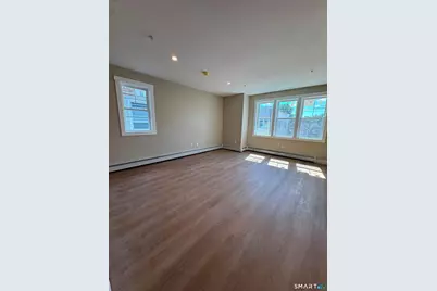 170 Denver Avenue, Bridgeport, CT 06605 - Photo 7