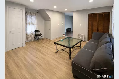 30 Chamberlain Place, New Haven, CT 06512 - Photo 5