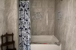 30 Chamberlain Pl, New Haven, CT 06512 - Photo 7