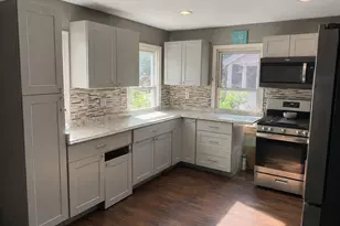 30 Chamberlain Pl, New Haven, CT 06512 - Photo 3