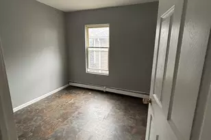 90 Chadwick Ave, Hartford, CT 06106 - Photo 3