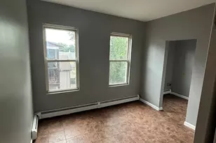 90 Chadwick Ave, Hartford, CT 06106 - Photo 7