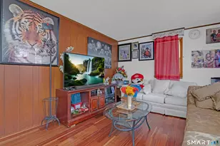 426 Ellis St, New Britain, CT 06051 - Photo 3