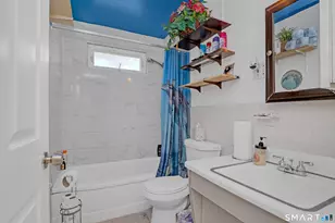 426 Ellis St, New Britain, CT 06051 - Photo 7