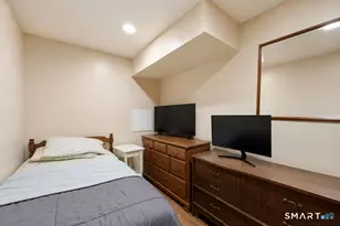 639 Arch St, New Britain, CT 06051 - Photo 23