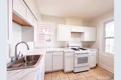 347 Dover Street, Bridgeport, CT 06610 - Photo 29