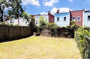 347 Dover St, Bridgeport, CT 06610 - Photo 39