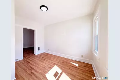347 Dover Street, Bridgeport, CT 06610 - Photo 17