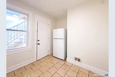 347 Dover Street, Bridgeport, CT 06610 - Photo 27